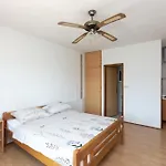 公寓 With Parking Space Pirovac, Sibenik - 13263 *