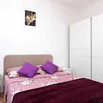 With Parking Space Pirovac, Sibenik - 13263 公寓