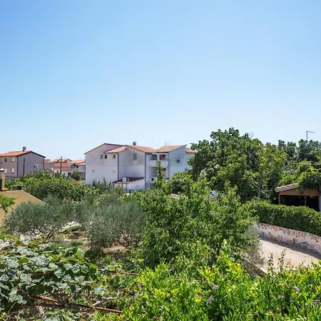 With Parking Space Pirovac, Sibenik - 13263 Апартаменты