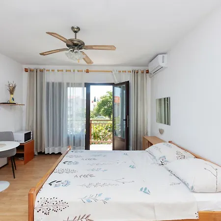 With A Parking Space Pirovac, Sibenik - 13263 Appartement *