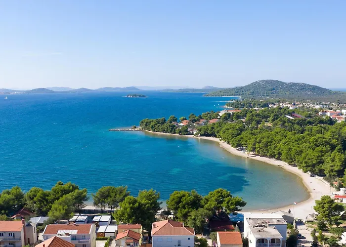 Апартаменты With Parking Space Pirovac, Sibenik - 13263 *