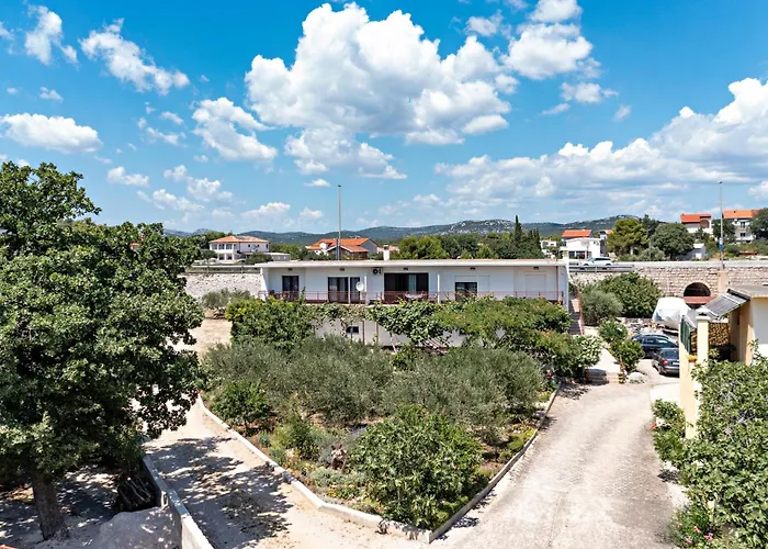 With Parking Space Pirovac, Sibenik - 13263 * Пировац