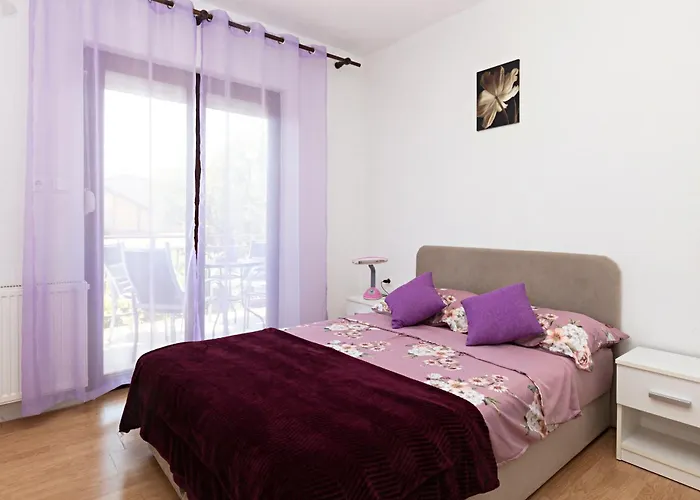 With Parking Space Pirovac, Sibenik - 13263