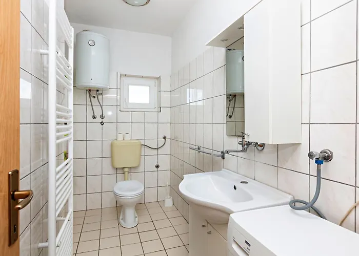 With Parking Space Pirovac, Sibenik - 13263 * Pirovac