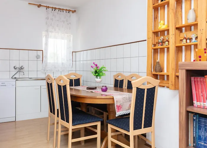 With Parking Space Pirovac, Sibenik - 13263 Apartment *