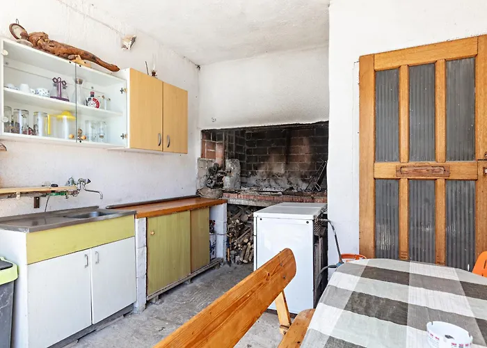 Апартаменты With Parking Space Pirovac, Sibenik - 13263